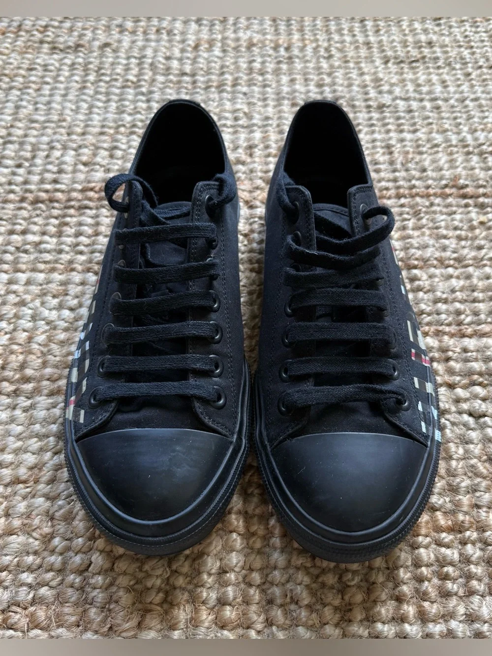 Burberry Larkhall Low-Top Black Canvas Sneakers - Pristine Condition - Picture 1 of 13
